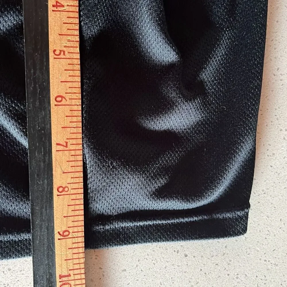 Under Armour Loose Shorts Men’s L